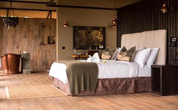Nimali mara Honeymoon/ Family Suite 