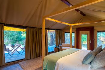 Luxury Guest Suites (6 Rooms)