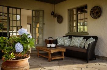 Sabyinyo Silverback Lodge Suite