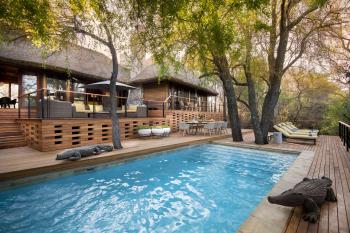 Morukuru River House
