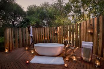 Morukuru Farm House Suites