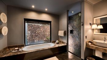 Phinda Mountain Lodge