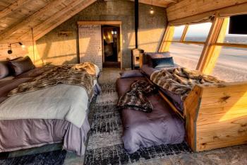 Shipwreck Lodge