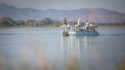 Wilderness Chikwenya – Boating 