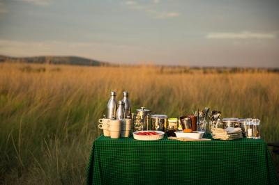 Bush breakfasts