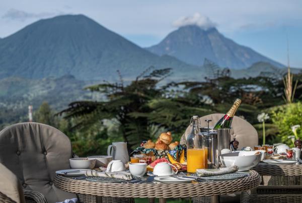 Sabyinyo Silverback Lodge 