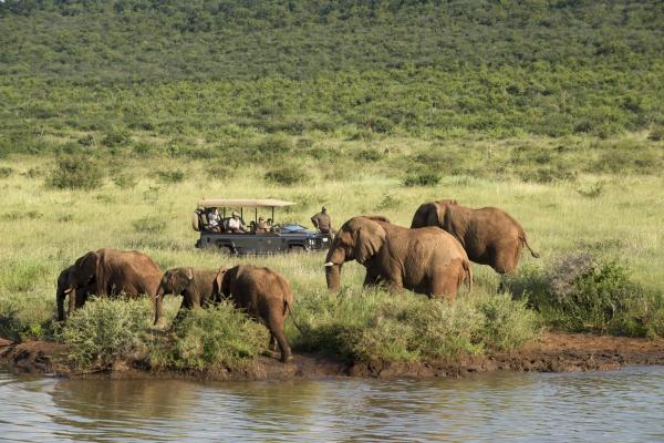 Morukuru River House