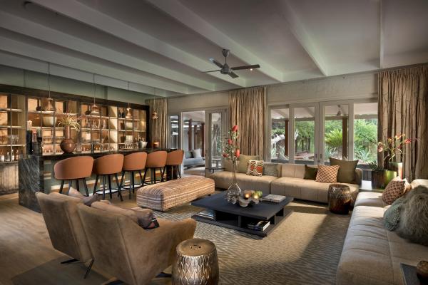 Morukuru Farm House Suites