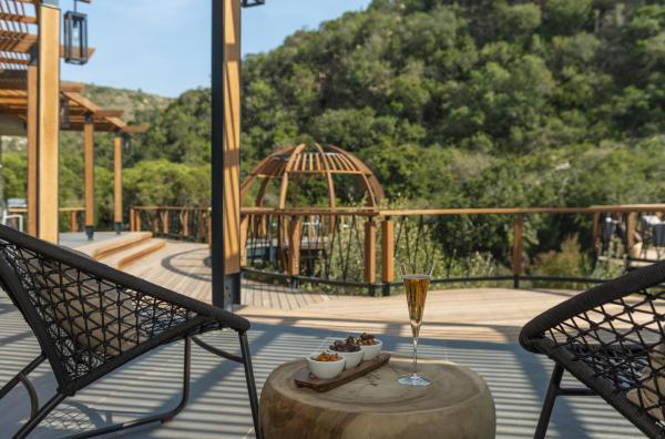 Shamwari Eagles Crag Lodge