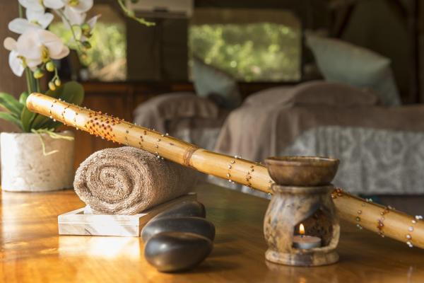 Shamwari Eagles Crag Lodge