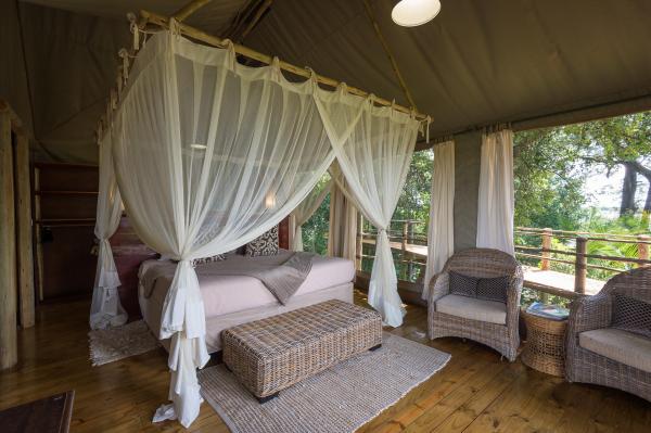 Jacana Camp: Okavango Delta, Botswana