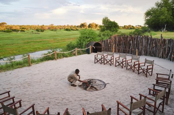 Leroo La Tau | Mkgadikgad | Botetsi River