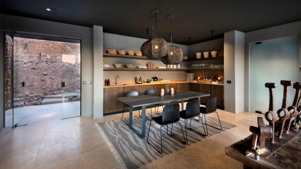 High-end Namibian lodge 