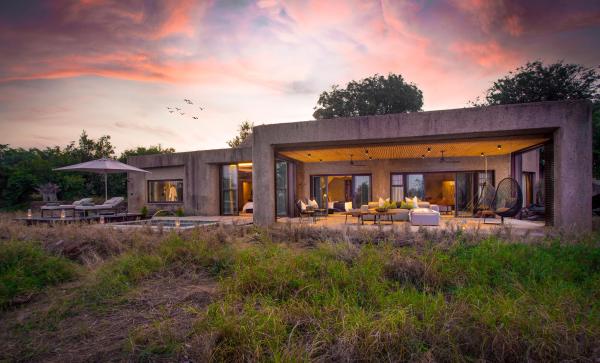 Sabi Sabi Earth Lodge