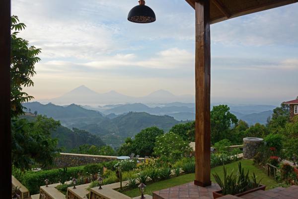 Nkuringo Bwindi Gorilla Lodge