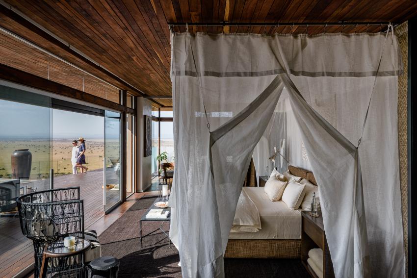 Why we love Singita Sasakwa Lodge for a Serengeti safari