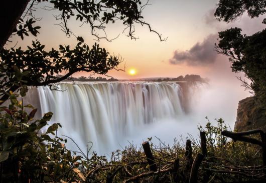 Discover Zimbabwe: Safari Adventures and Untamed Beauty